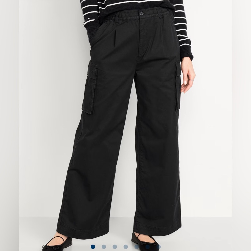 Wide leg cargo pant